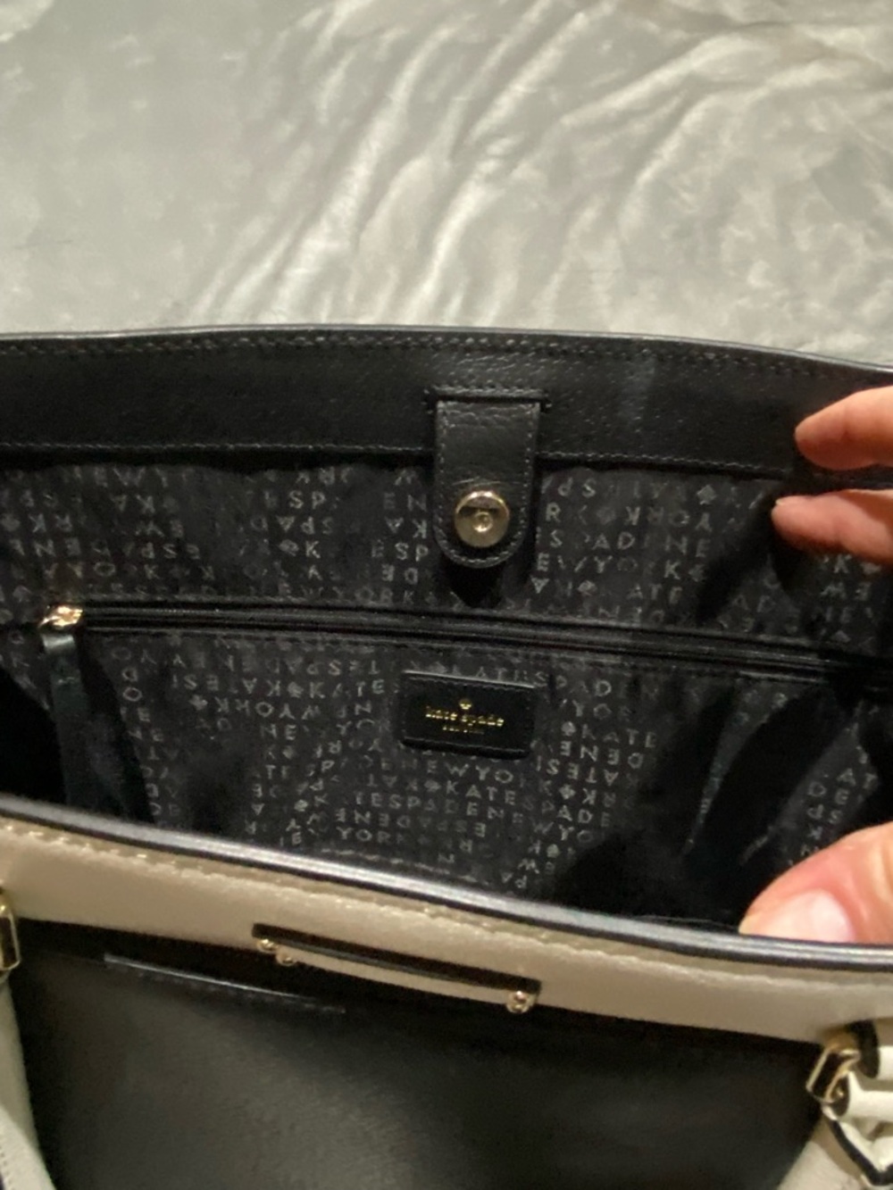 kate spade Two-Tone Black and Cream Structured Tote - Picture 13 of 16